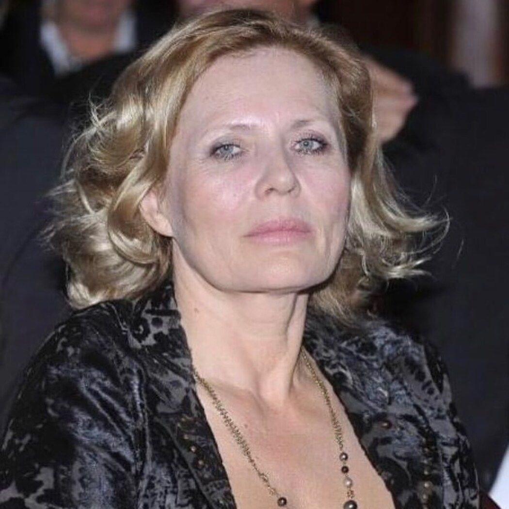 Idealne spodnie na lato dla 60-latek. Grażyna Szapołowska wygląda w nich bosko